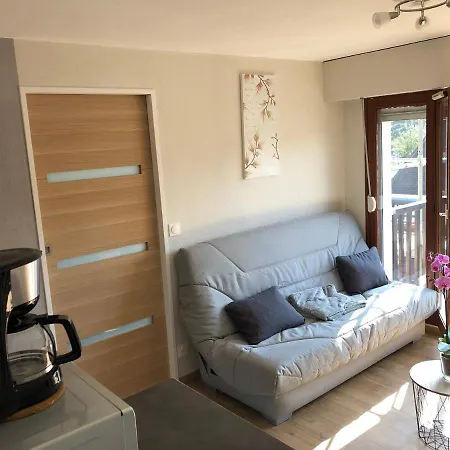 Proche Refait A Neuf *